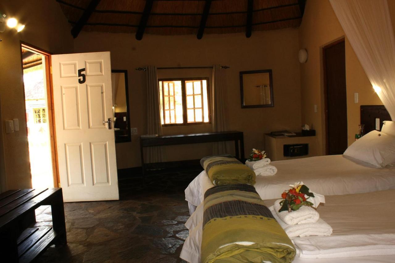 Timbavati Safari Lodge Mbabat Buitenkant foto