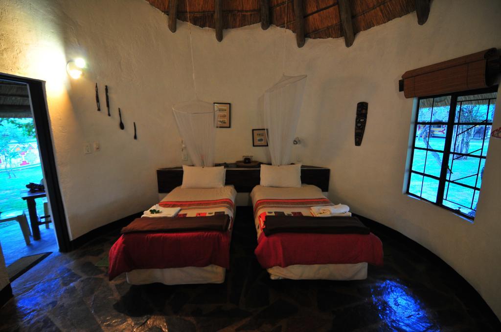 Timbavati Safari Lodge Mbabat Buitenkant foto